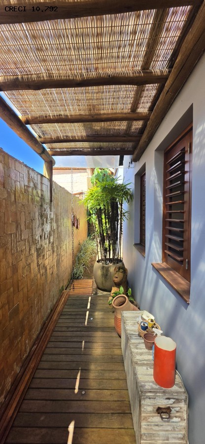 Casa, 4 quartos, 240 m² - Foto 32